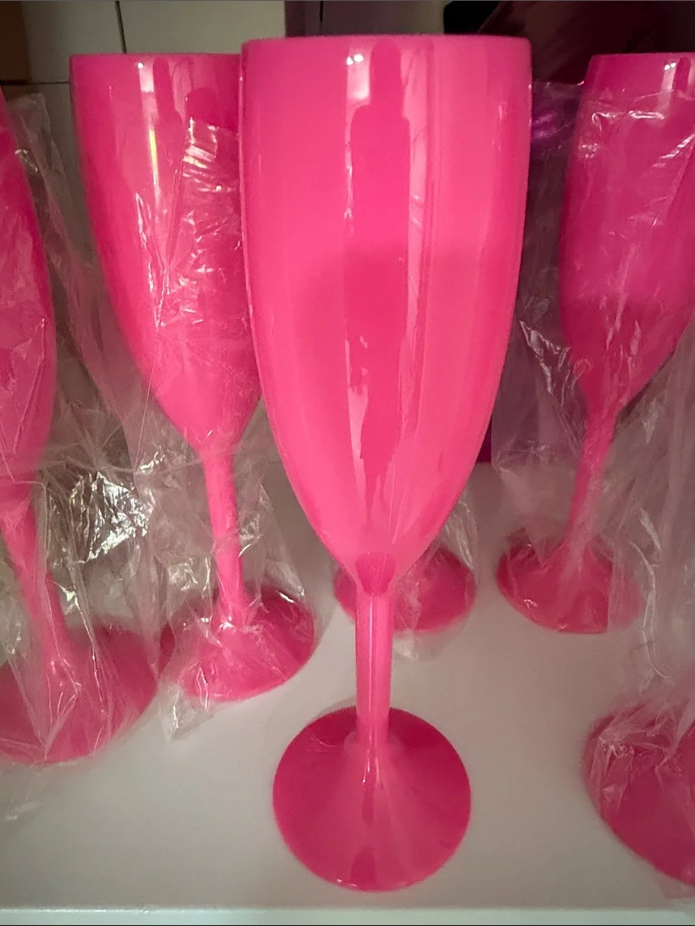 Pink acrylic Champagne Flutes - Set of 6